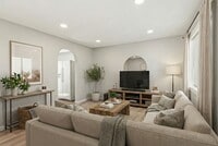 Building Photo - Remodeled 4-Bedroom House w/ Private Yard in Oakland