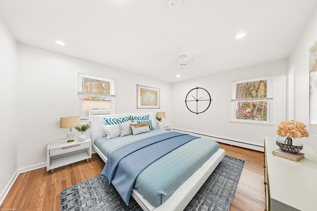 Building Photo - 10 Peaceful Ln