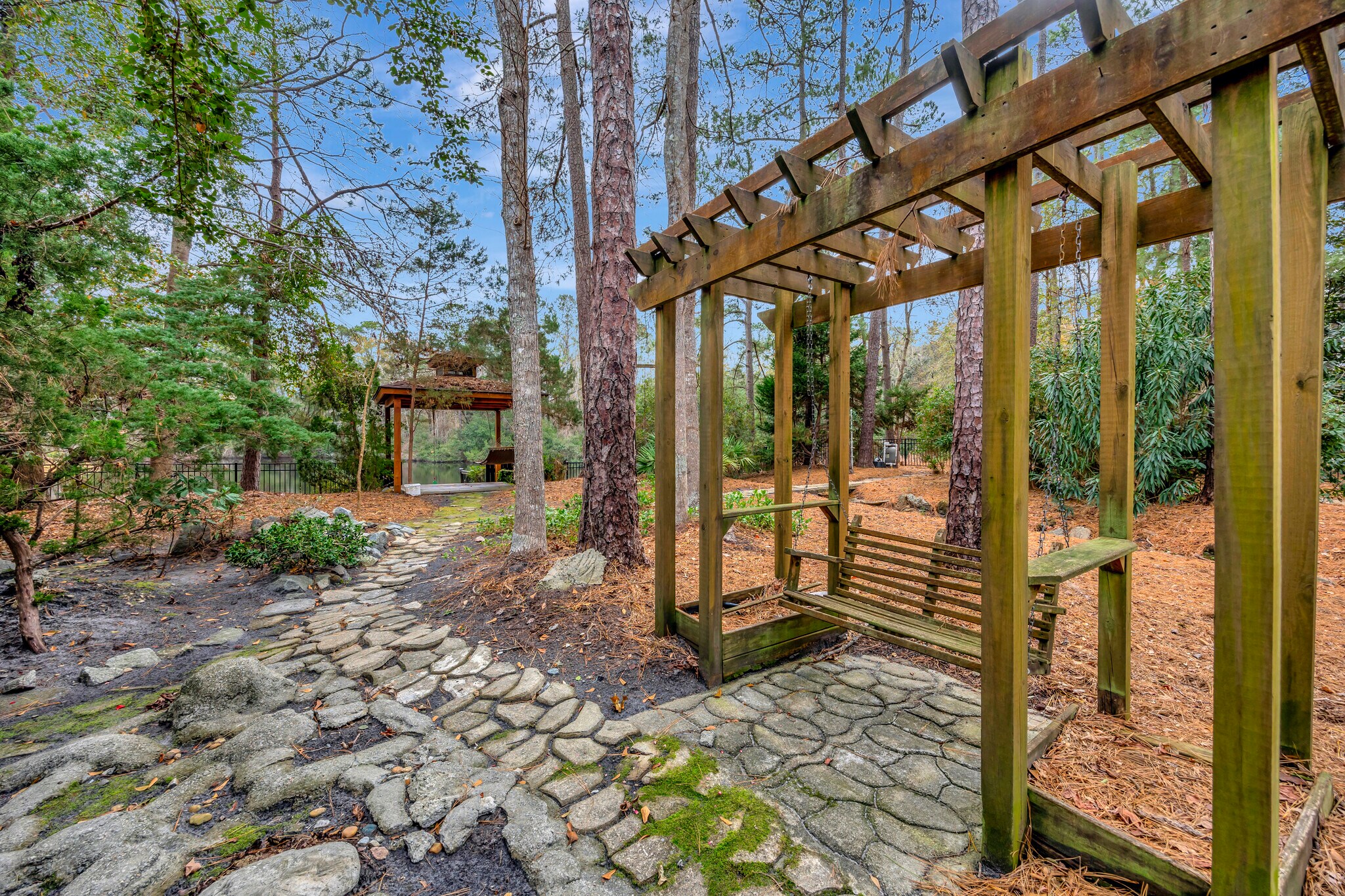 Building Photo - 11 Tillinghast Cir