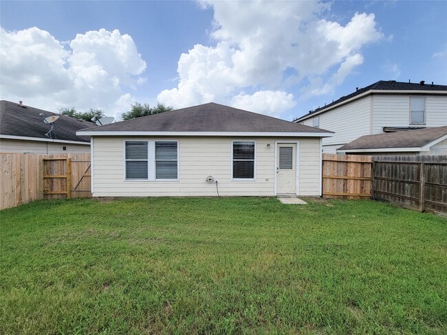 Building Photo - 7438 Fox Knoll Ln