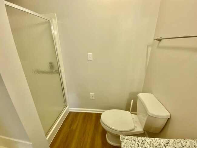Building Photo - 108 Wildweed Ct
