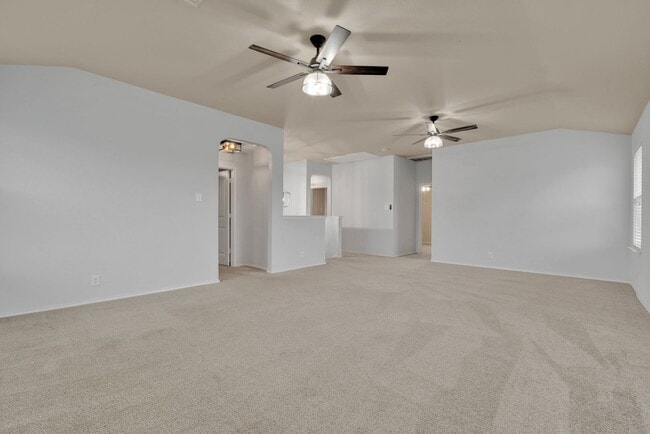 Building Photo - Spacious 5-Bedroom Beauty in Redbird Ranch –  with Community Perks!