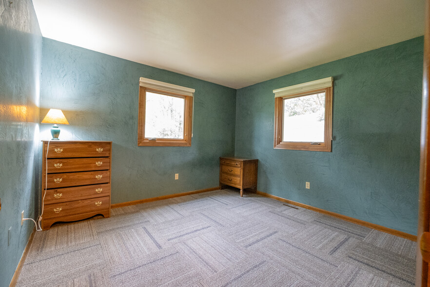 Private Bedroom #1 - 415 12th Ave E