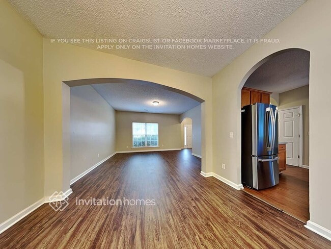 Building Photo - 6716 Delaware Bend