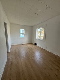 Building Photo - 2217 S Pennsylvania Ave