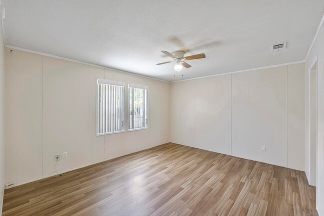 Building Photo - 10139 Marlin Dr