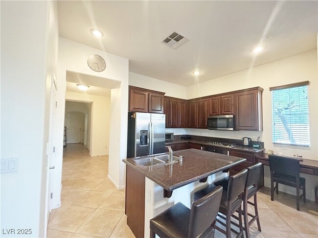 Building Photo - 11488 Belmont Lake Dr