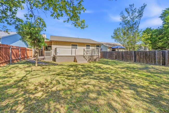 Building Photo - 8401 Horton Trail