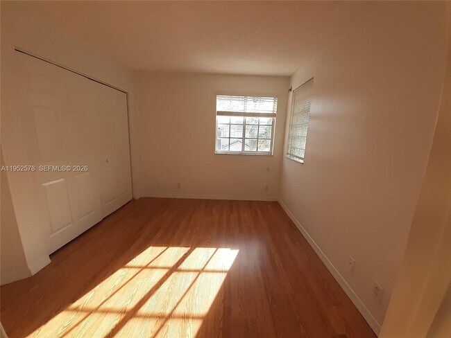 Building Photo - 3618 San Simeon Cir