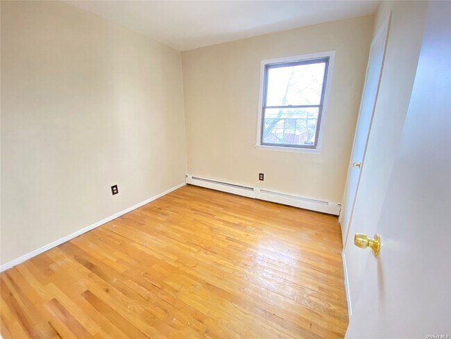 Building Photo - 1014 Phoebe St