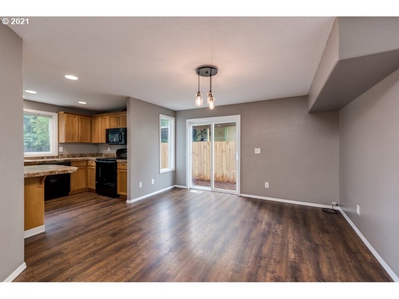 Building Photo - 4315 SE 138th Pl