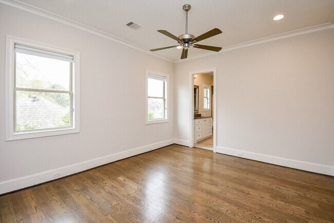 Building Photo - 810 Remington Glade Dr