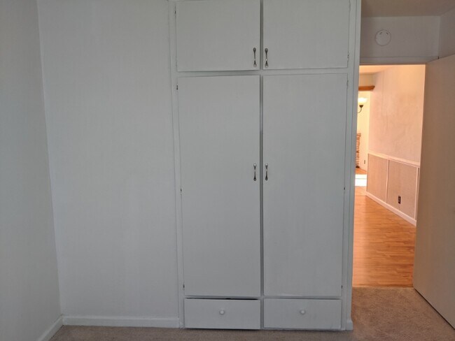 Building Photo - 2654 Olivestone Way