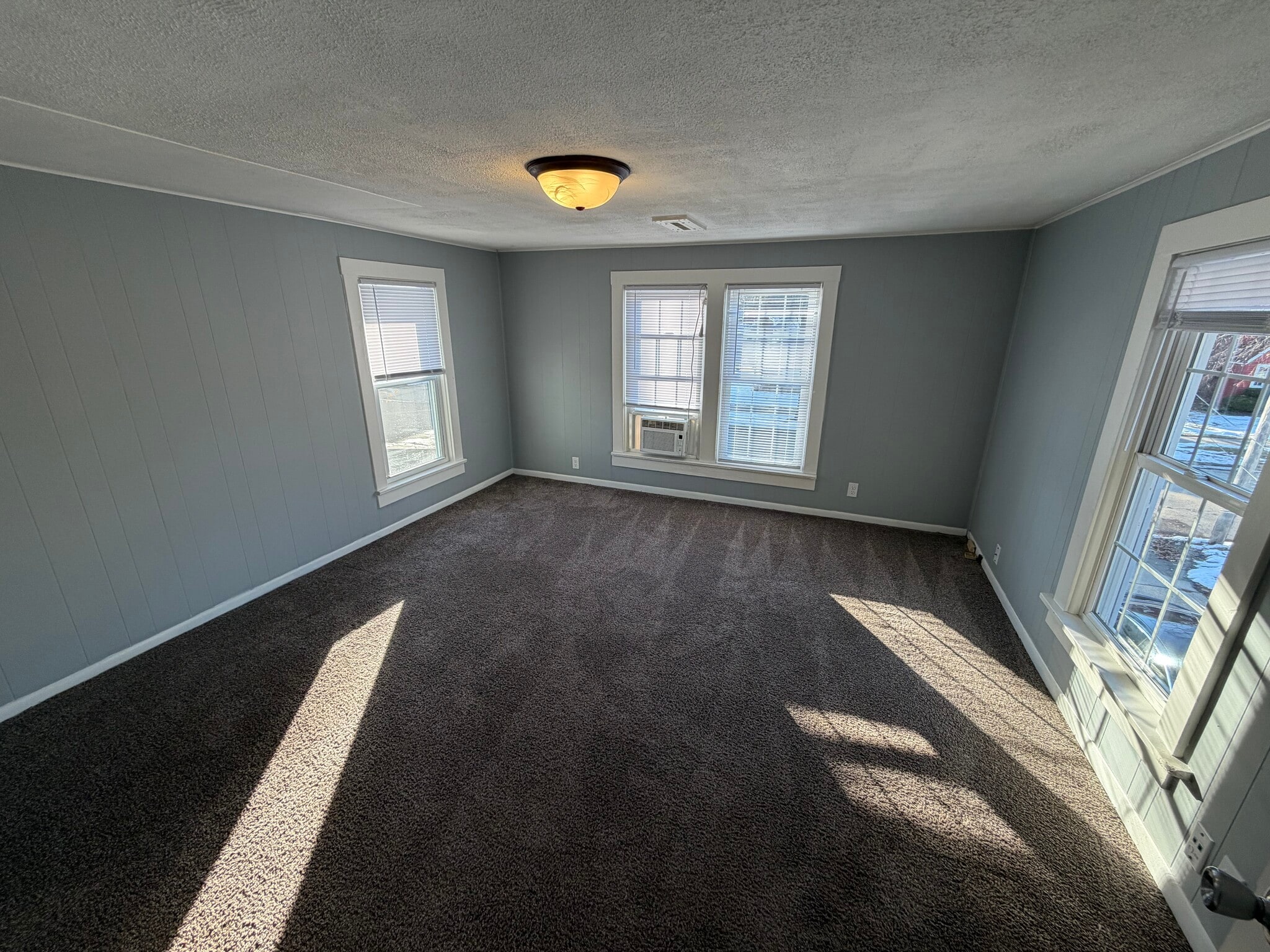 Building Photo - 718 Yuba St