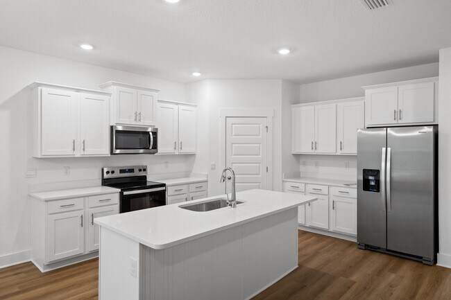 Building Photo - 21073 Teluga Ave