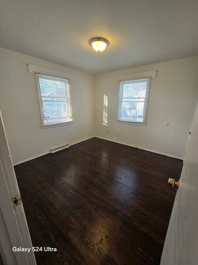 Building Photo - 183 Elbring Dr