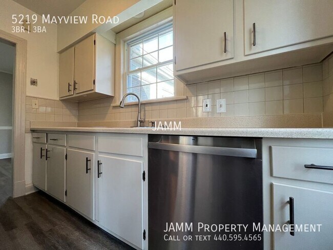 Building Photo - 5219 Mayview Rd