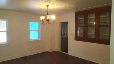 Building Photo - 244 Fayette St