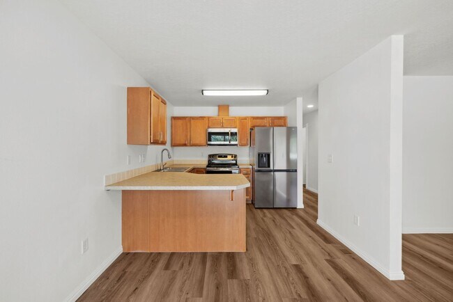 Building Photo - 3 Bedroom Kuna home with Fenced back yard - Pets Welcome!!