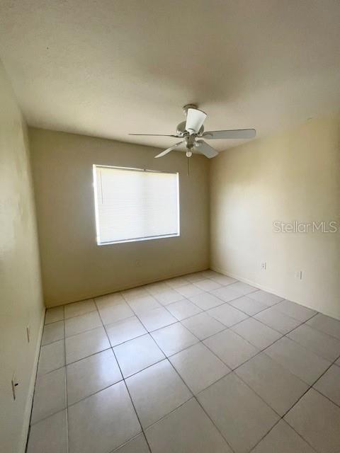 Building Photo - 12910 Lake Vista Dr