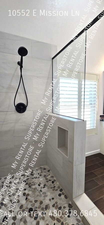 Building Photo - 10552 E Mission Ln