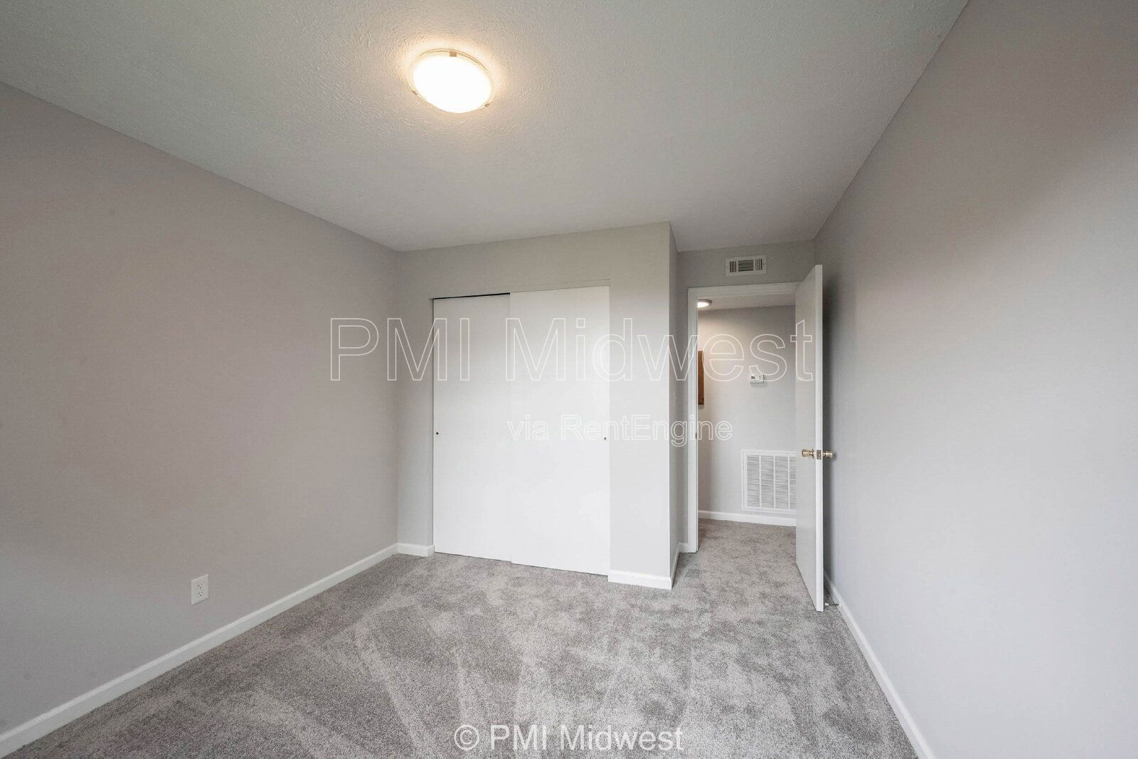 Building Photo - 326 Progress Rd