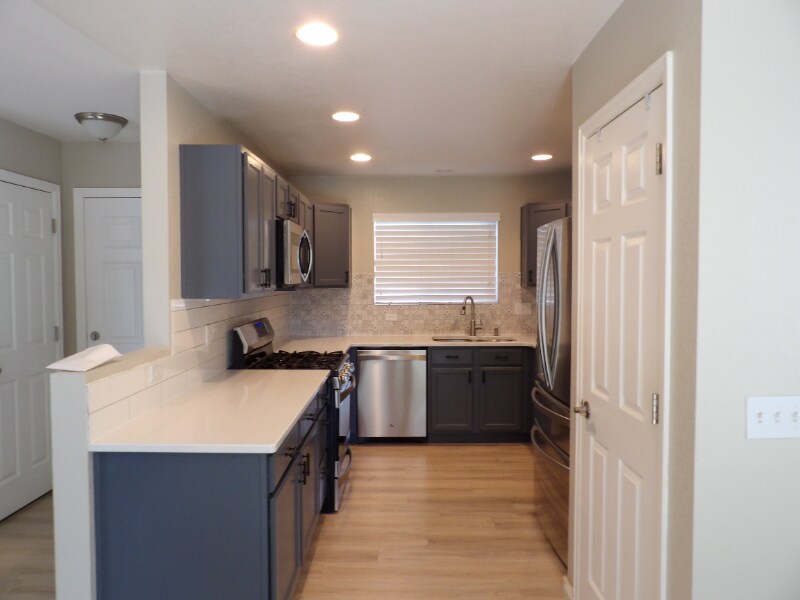 Building Photo - 11497 White Lotus Ln