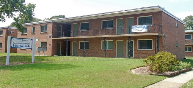 Abbey Square & Northside Apartments - Abbey Square