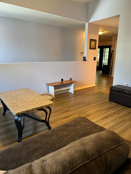 Building Photo - 39207 Harbour Vista Cir