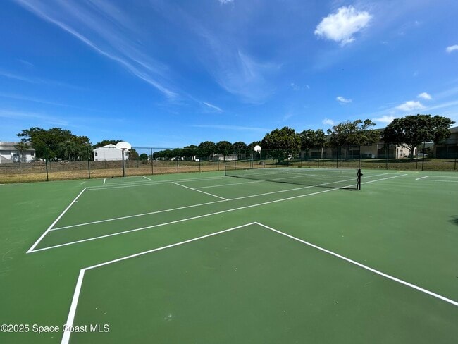 Building Photo - 1160 Luminary Cir