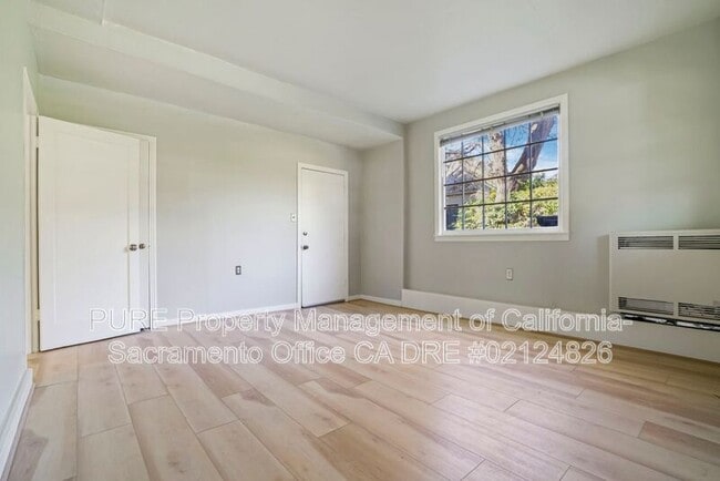 Building Photo - 2324 Castro Way