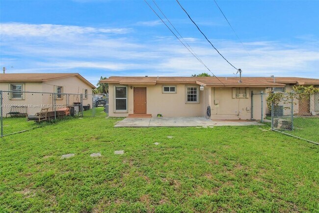 Building Photo - 11332 SW 207th Dr