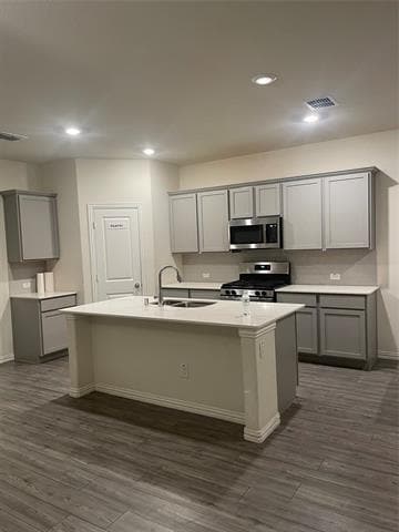 Building Photo - 2413 Buchanan Ln