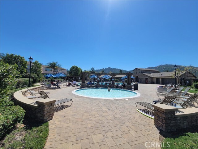 Building Photo - 45950 Daviana Way