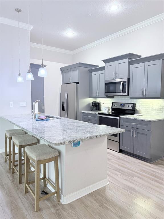 Building Photo - 5111 Royal Palms Wy