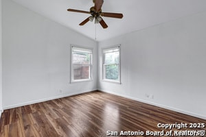 Building Photo - 551 Lanark Dr