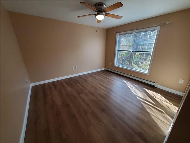 Building Photo - 35 Mapleville Main