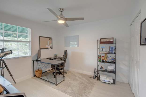 Building Photo - 6553 Via Regina