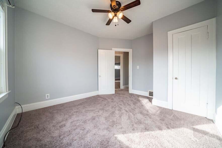 Building Photo - 2085 Marlowe Ave