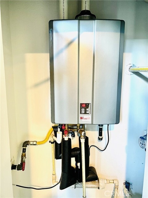 Building Photo - 3103 Rivington