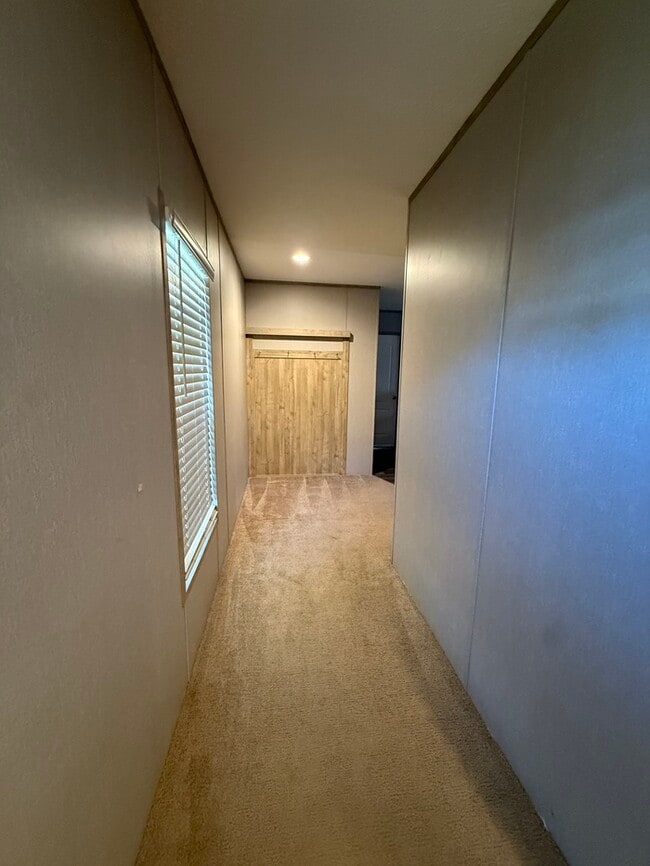 Building Photo - Mobile home for sale