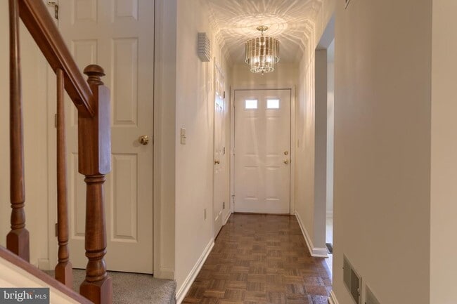 Building Photo - 2057 Raleigh Rd