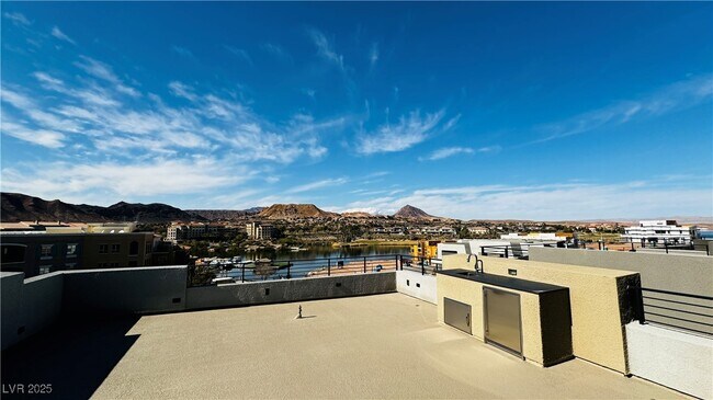 Building Photo - 26 Promenade Isle Ln