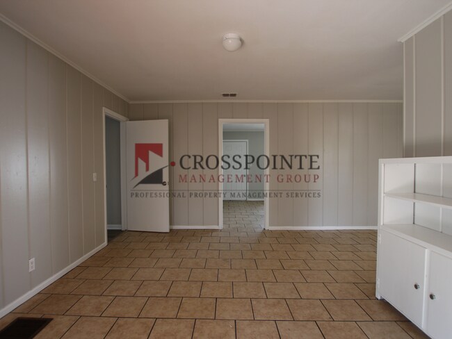 Building Photo - Coming Soon! 3 Bed 1.5 Bath Home Near TJC!