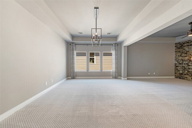 Building Photo - 28618 Casen Ranch Ln
