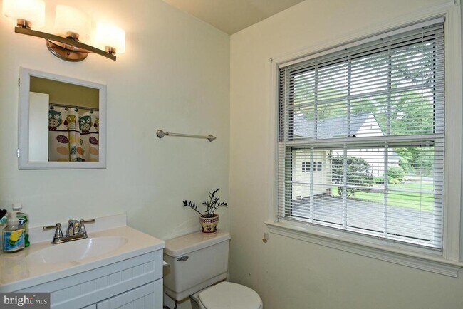 Building Photo - 3714 Carriage House Ct