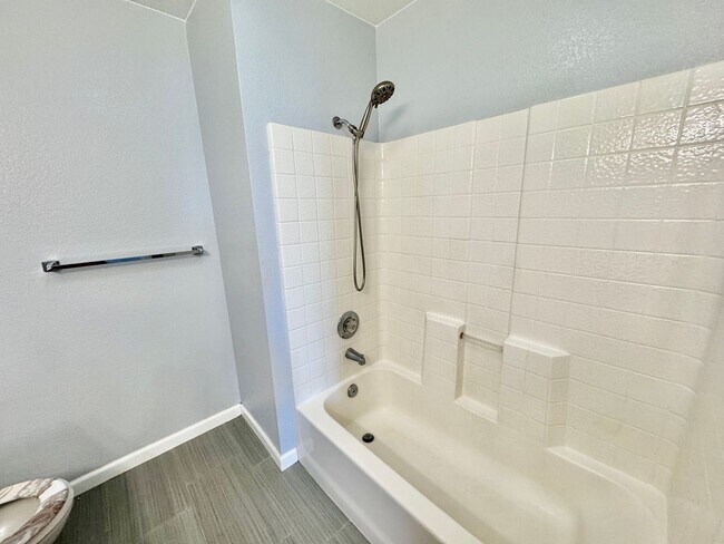 Building Photo - REDUCED! Beautiful Southside Home for Rent, 4 Bedroom 3 Bath