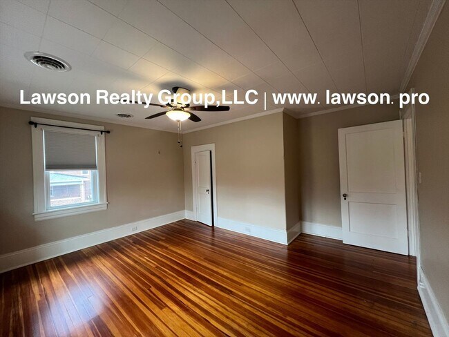 Building Photo - 1733 Maiden Ln SW