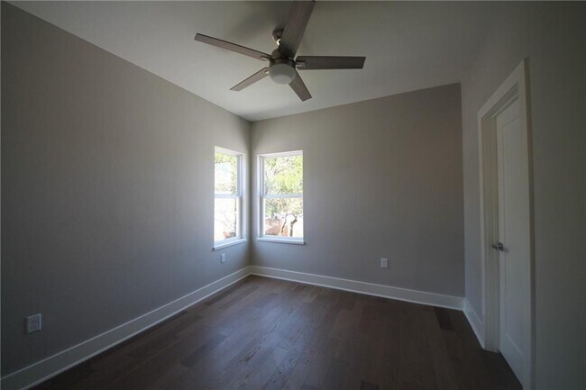 Building Photo - 8518 Fathom Cir