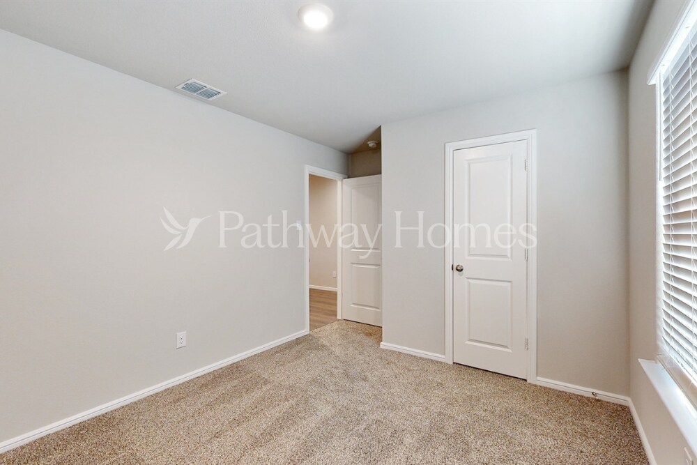 Building Photo - 1625 Vandemere Ct